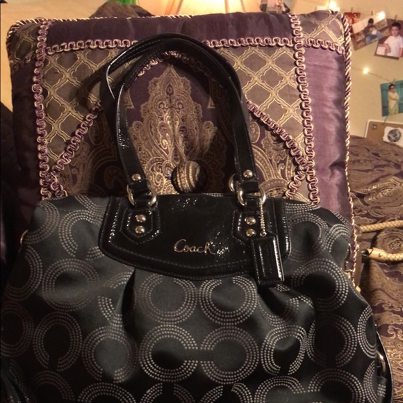 Coach - Picture 2 of 2